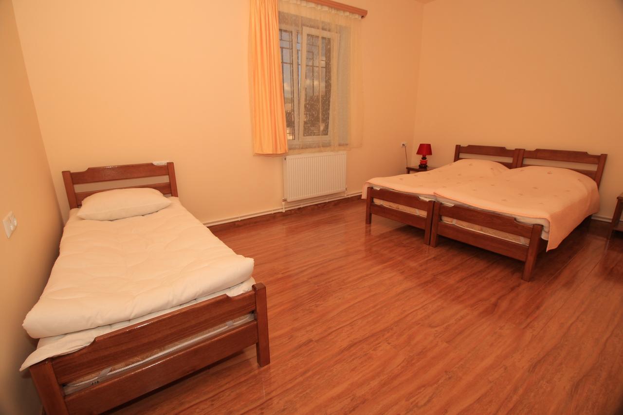 Karin's B&B Sisian Dış mekan fotoğraf